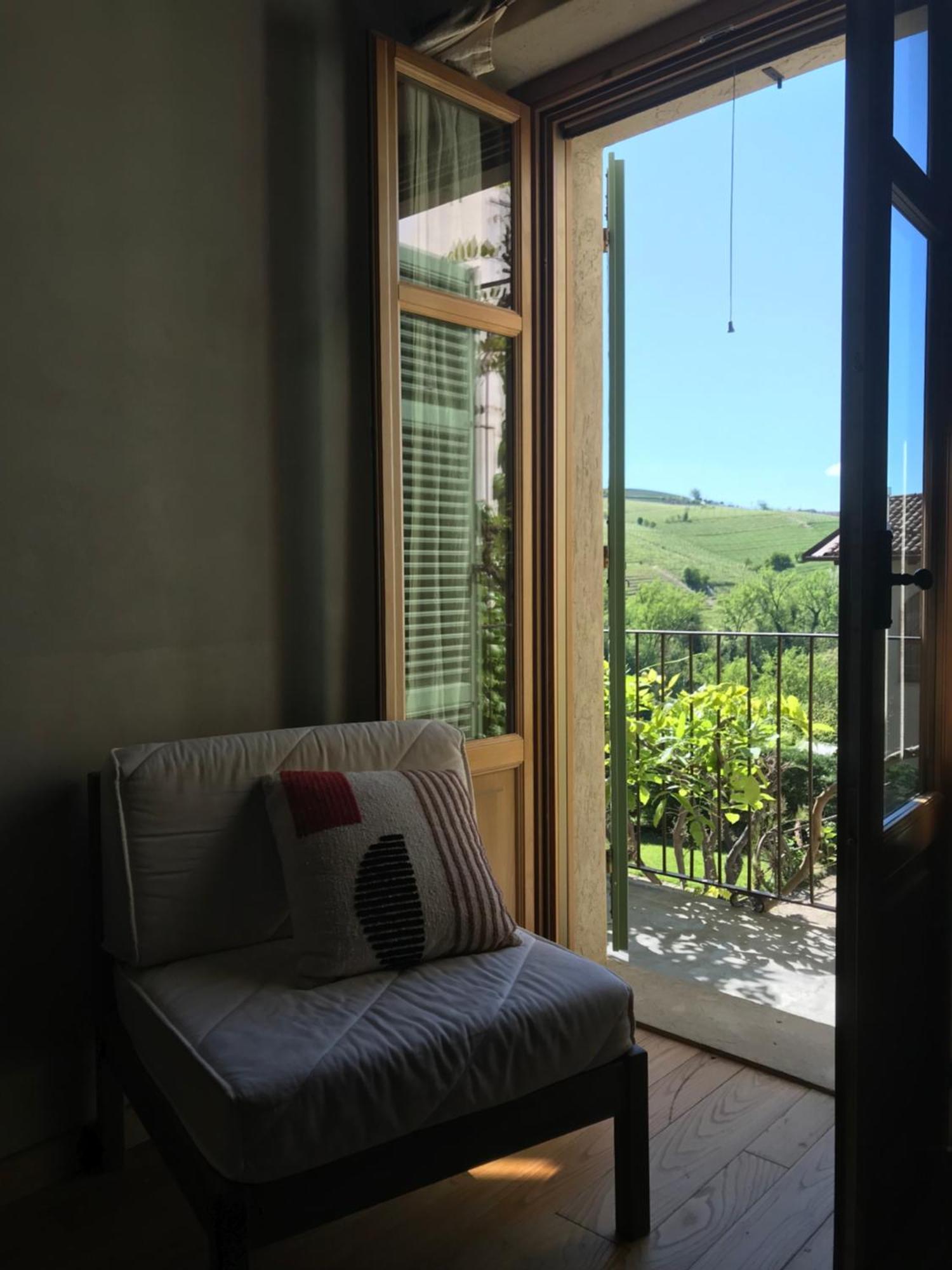 سيرالونغا دو ألبا B&B Acaso الغرفة الصورة