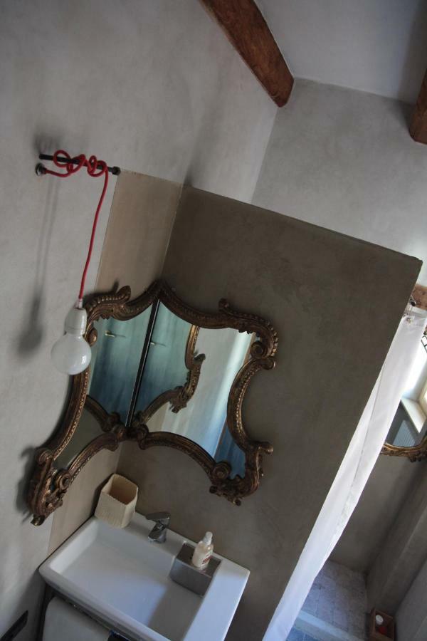 سيرالونغا دو ألبا B&B Acaso الغرفة الصورة